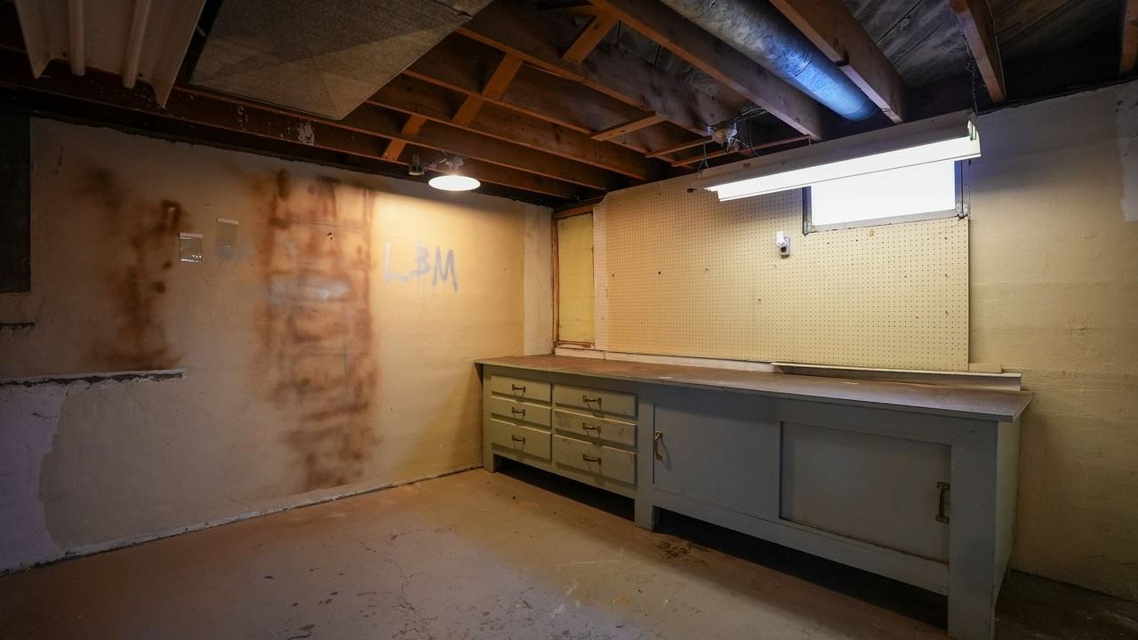 148 S Socony Pl - Photo 5 of 18