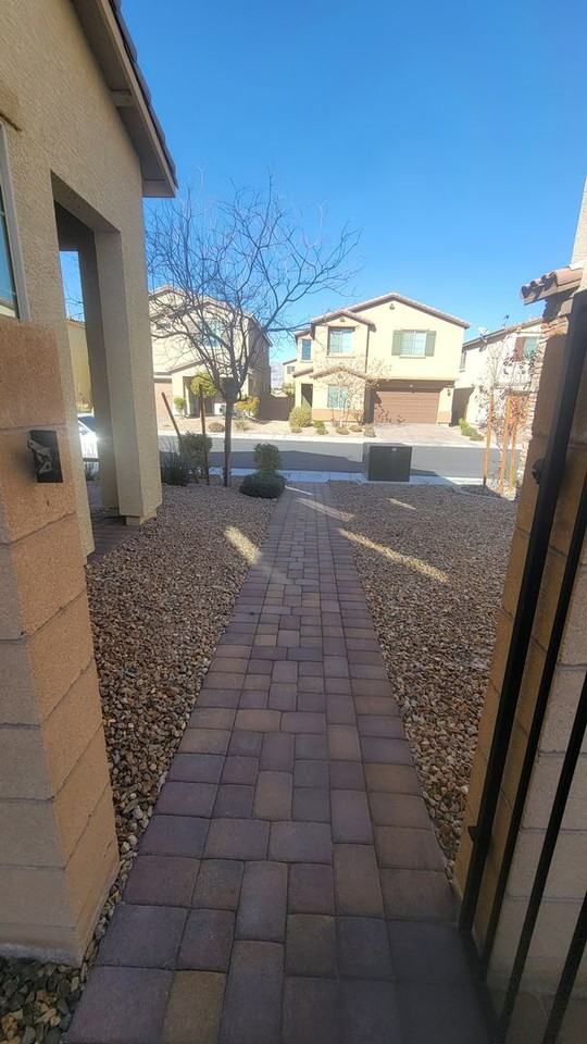 1121 Cliff Castle Ave - Photo 2 of 36