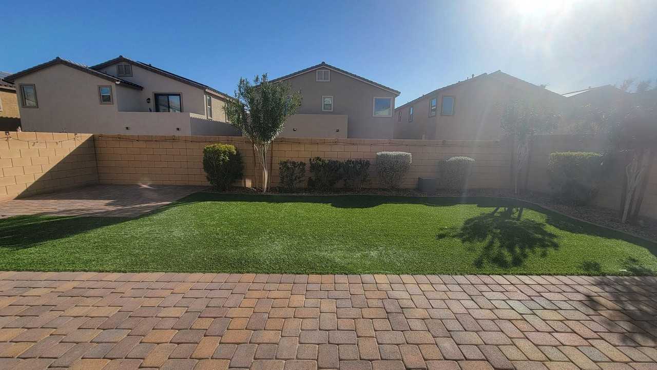 1121 Cliff Castle Ave - Photo 4 of 36