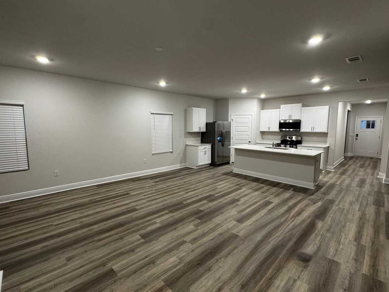 8057 Fir Tree Dr - Photo 4 of 29