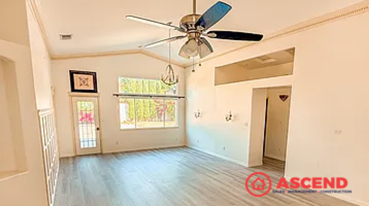 11808 Wethersfield St - Photo 3 of 15