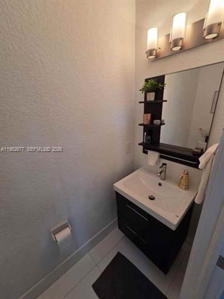 11260 11260 NW 84th St th 11260 - Photo 7 of 11