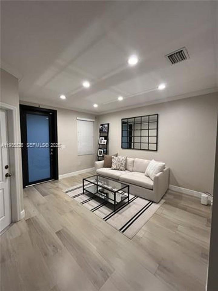 10872 10872 SW 89th St th 10872 - Photo 3 of 27