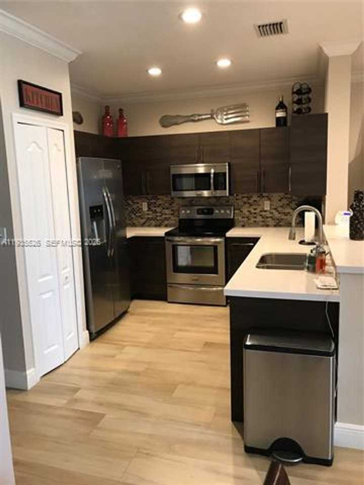 10872 10872 SW 89th St th 10872 - Photo 6 of 27
