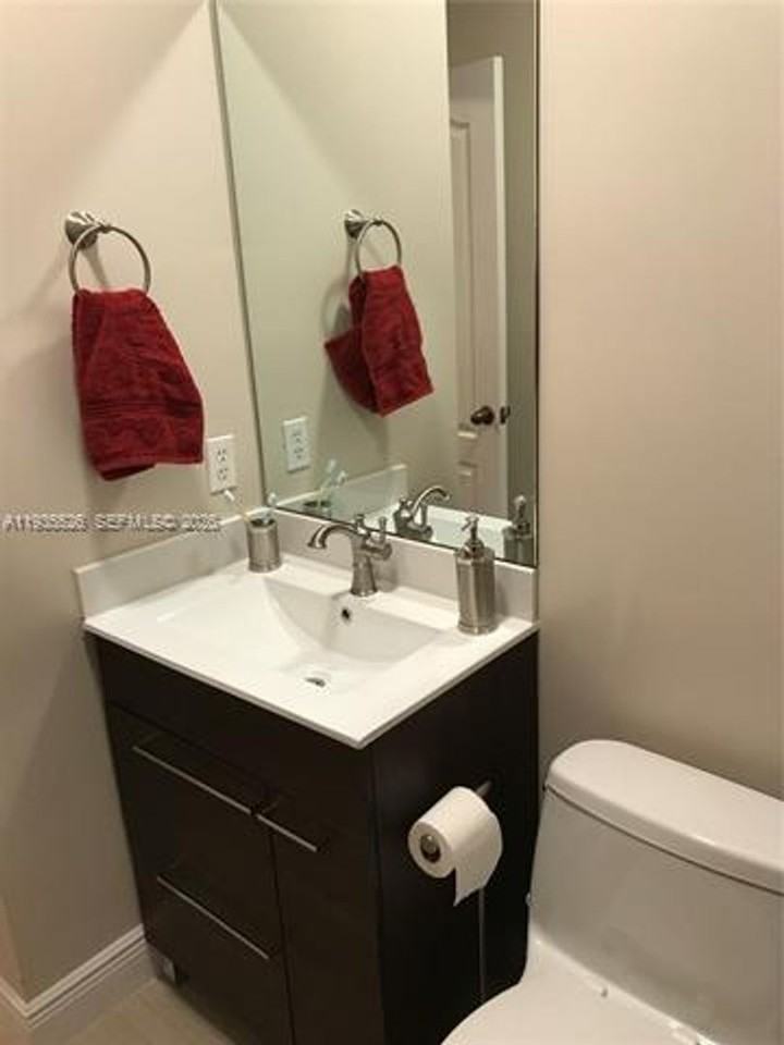 10872 10872 SW 89th St th 10872 - Photo 7 of 27
