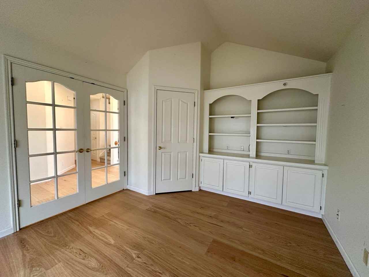 1847 Barlow Ave Nw - Photo 2 of 22