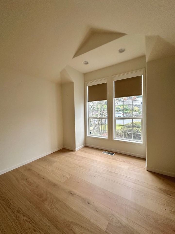 1847 Barlow Ave Nw - Photo 3 of 22