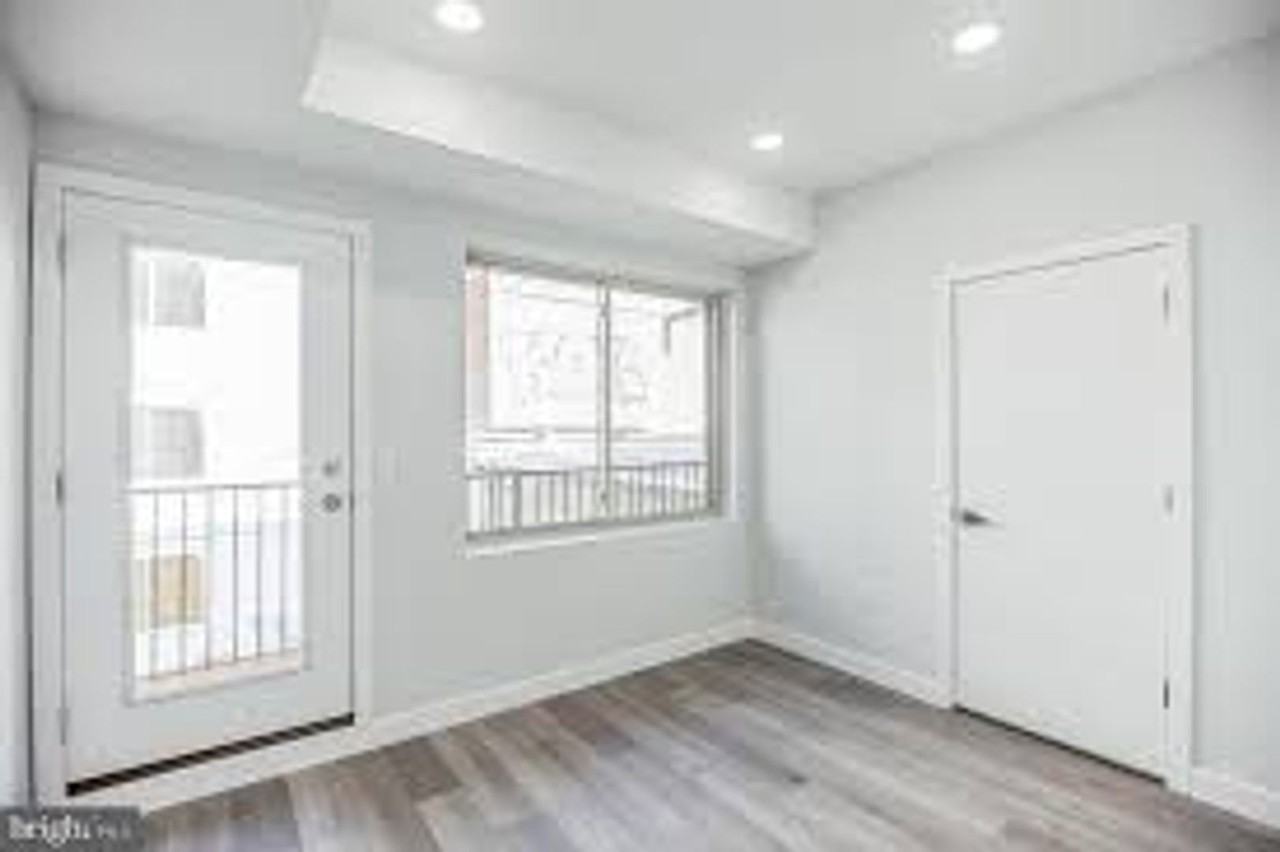 2423 N 7th St - Photo 5 of 8