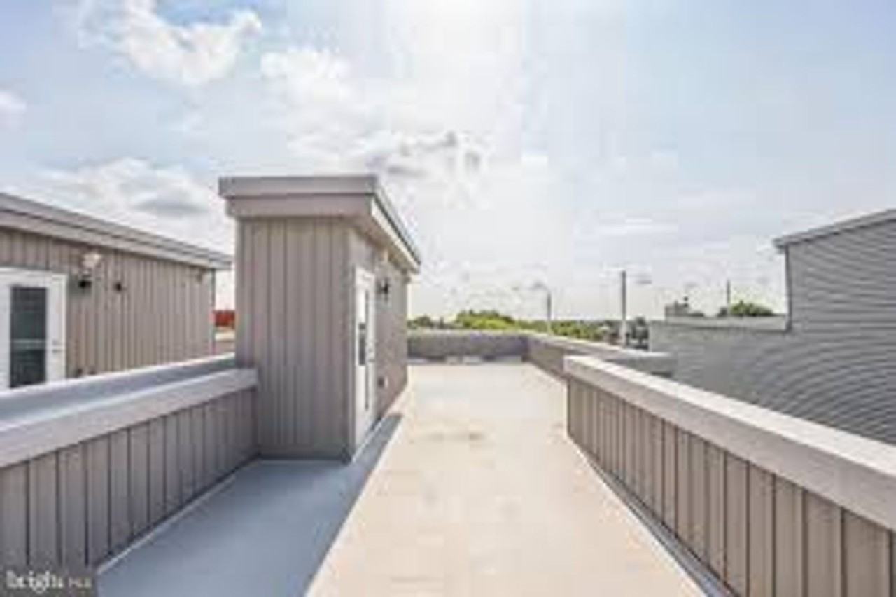 2423 N 7th St - Photo 7 of 8