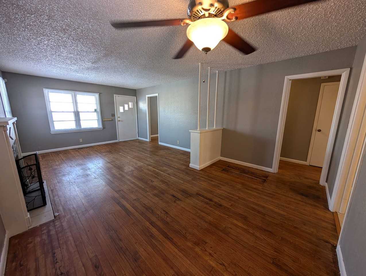 2800 Ne 17th St - Photo 6 of 24