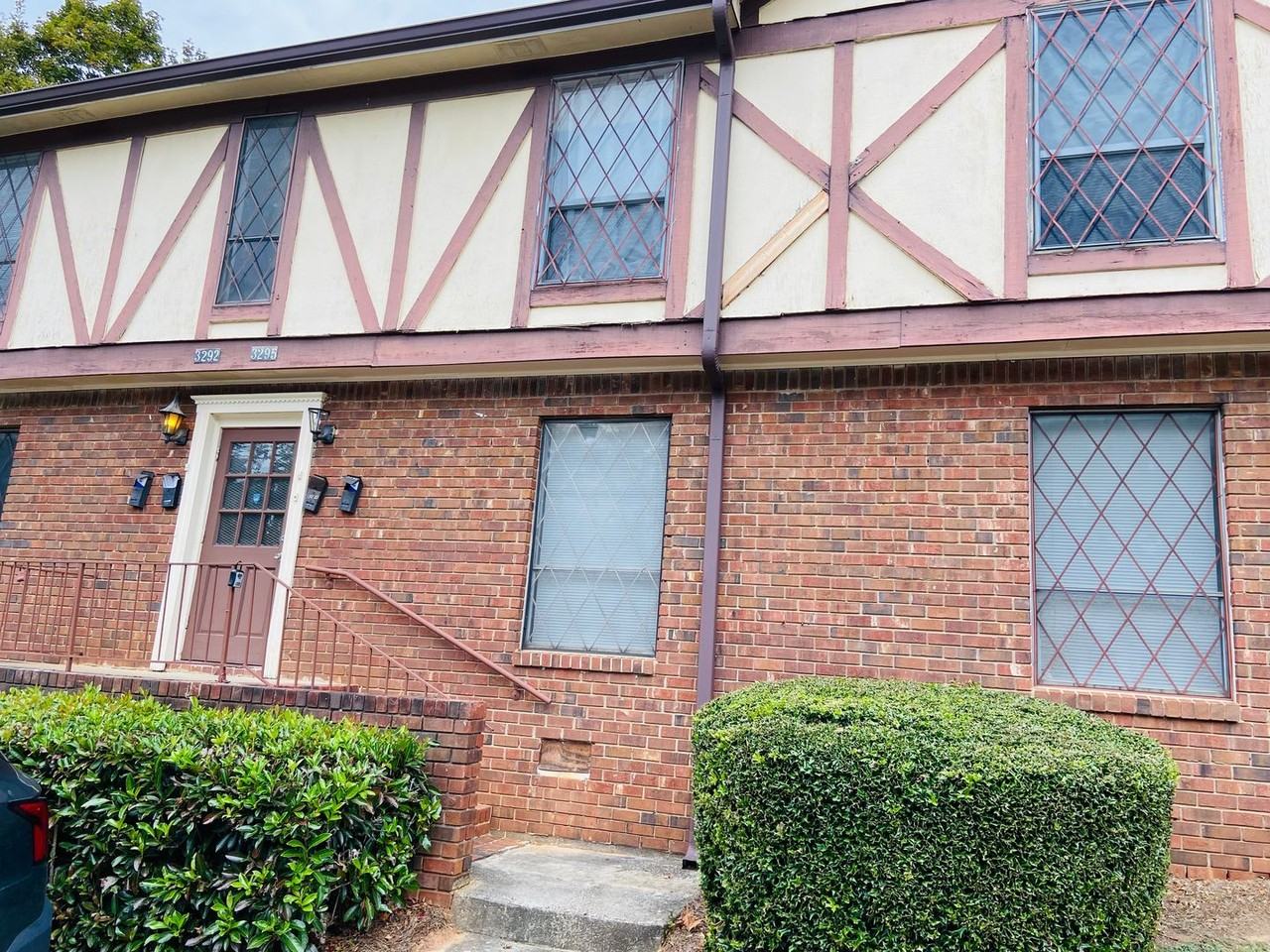 3293 Abbeywood Dr - Photo 2 of 30