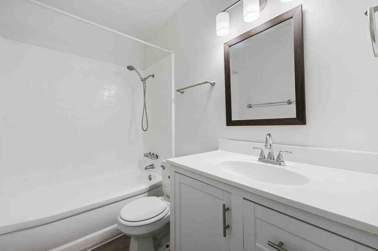 Alta Mesa Apartments - Photo 5 of 10