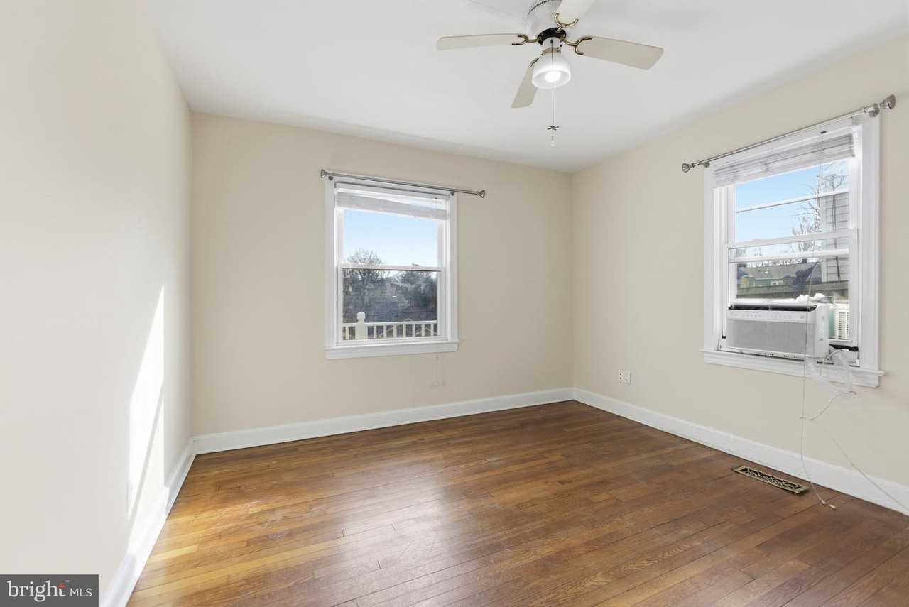 10626 S Dunmoor Dr #1 - Photo 6 of 19