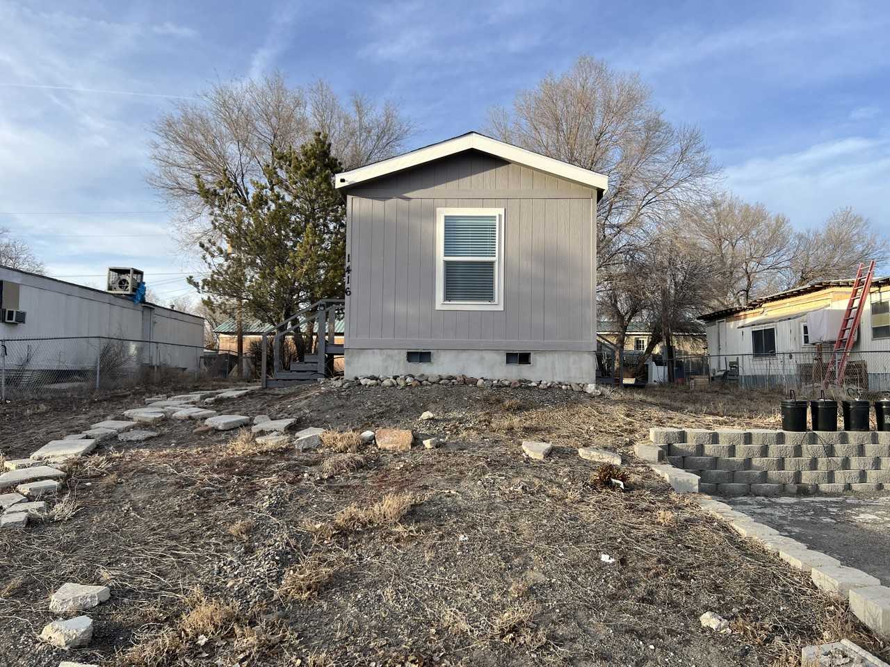 1416 Huntley St - Photo 2 of 25