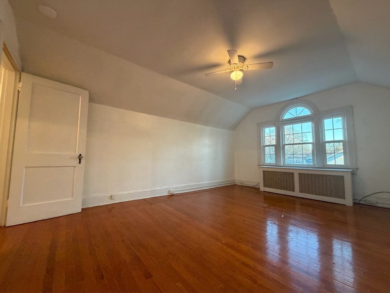 219 Montague Street - Photo 2 of 33