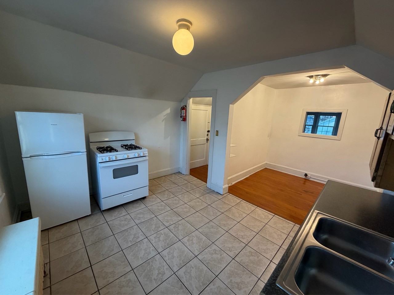 219 Montague Street - Photo 3 of 33