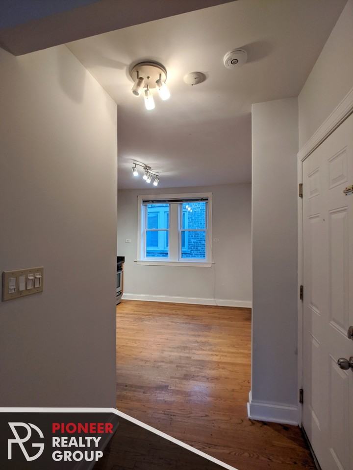 5027 N. Harding - Photo 6 of 21