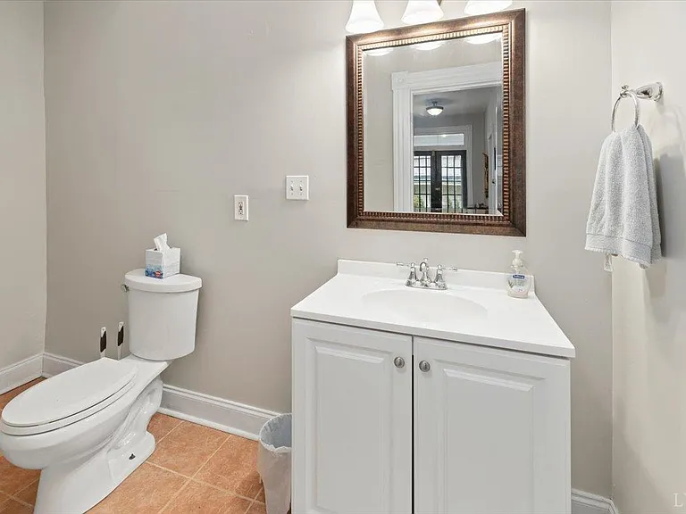 219 Warwick Ln #A - Photo 6 of 30