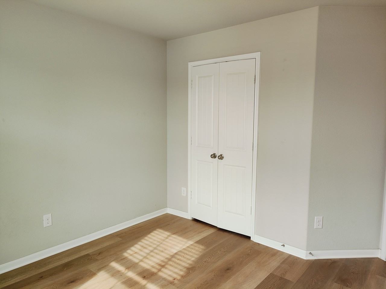 29802 Breakwater Dr #NA - Photo 4 of 19