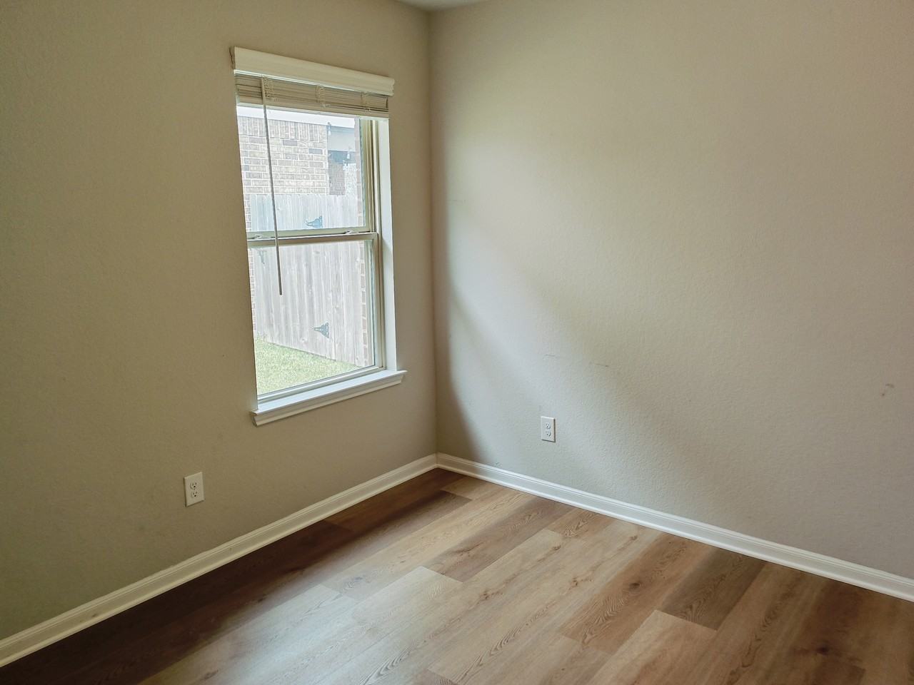 29802 Breakwater Dr #NA - Photo 2 of 19