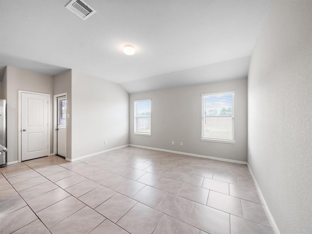 29802 Breakwater Dr #NA - Photo 7 of 19