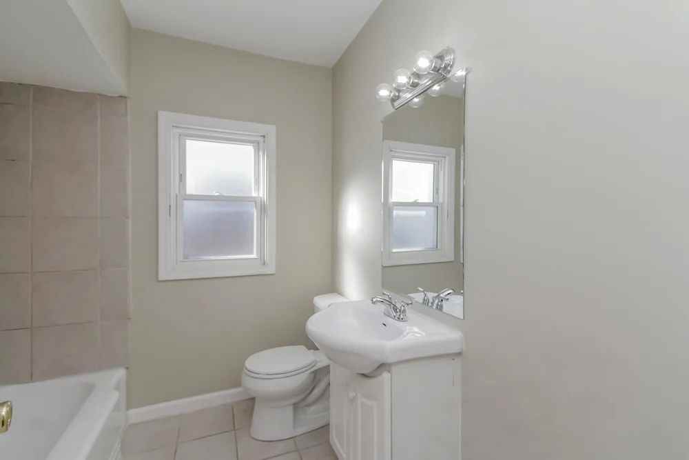 9320 S 54th Ct #NA - Photo 4 of 9