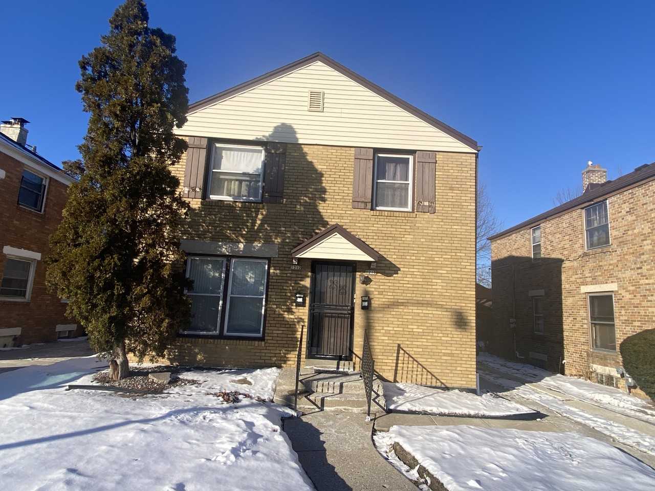 1210 W Hope Ave - Photo 2 of 16