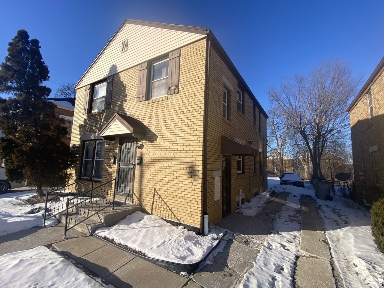 1210 W Hope Ave - Photo 3 of 16