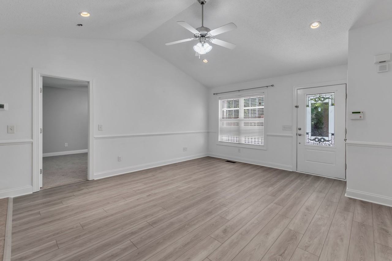 7040 Pine Rd #NA - Photo 4 of 20