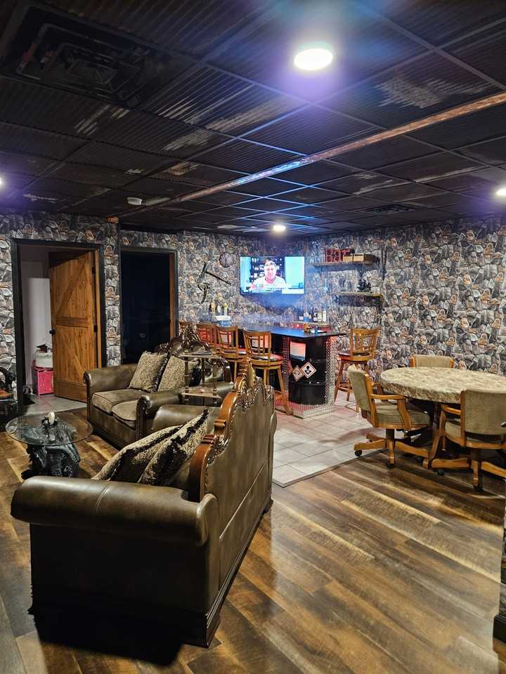 5724 Lake Rd #NA - Photo 4 of 17