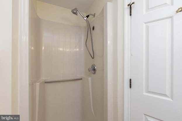 8010 Harbor Pl #8010 - Photo 4 of 34