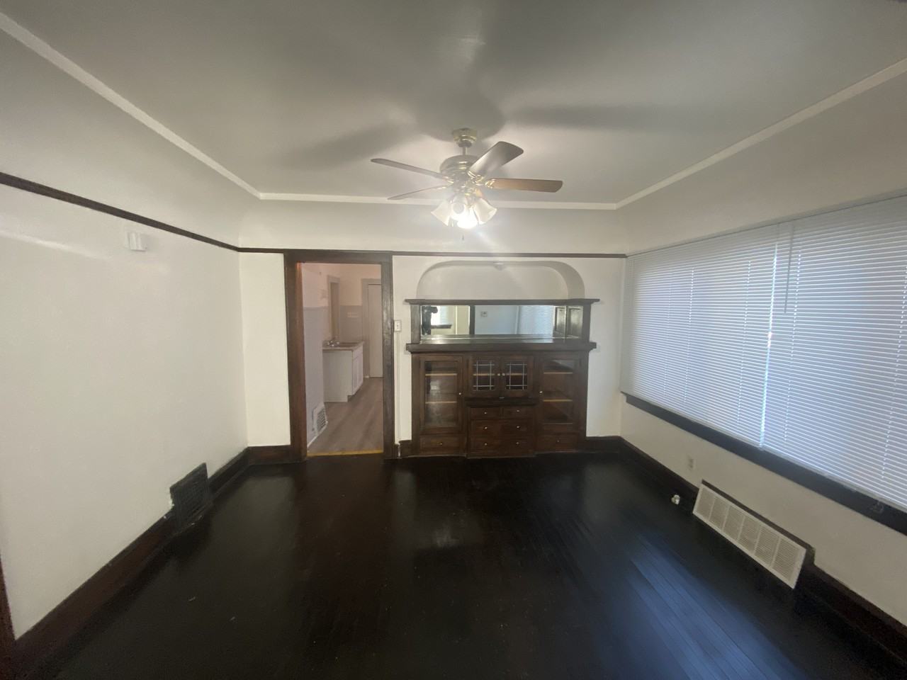 3130 N 35th St - Photo 6 of 17