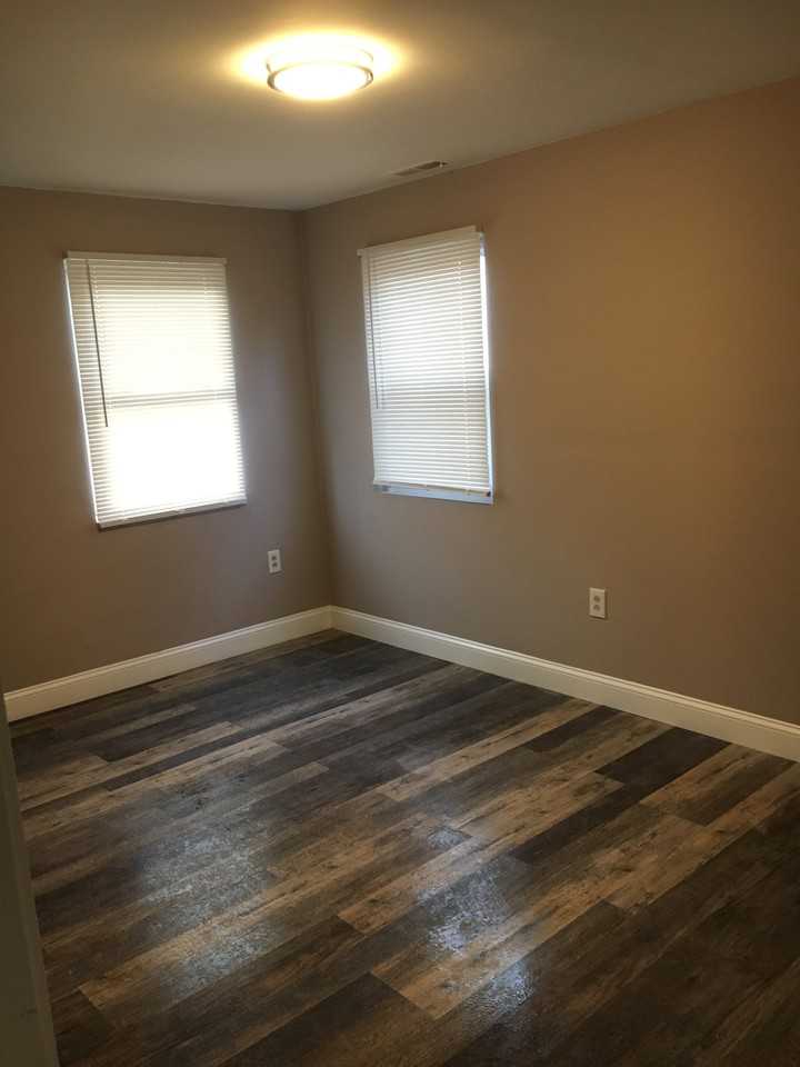 16 Battey St #7 - Photo 3 of 14