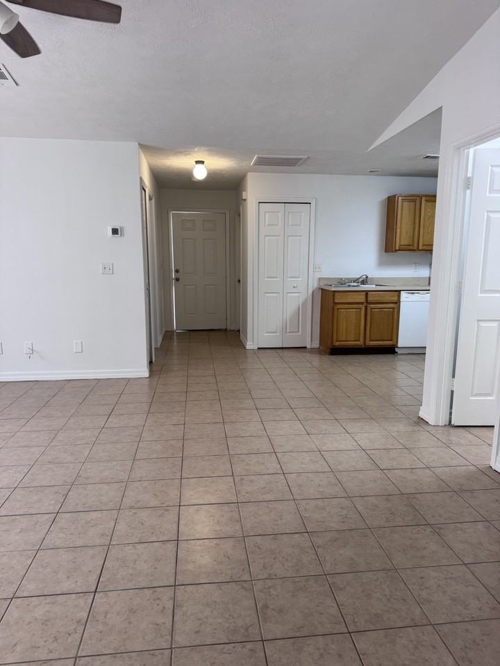 8016 Lowndes Street - Photo 4 of 19