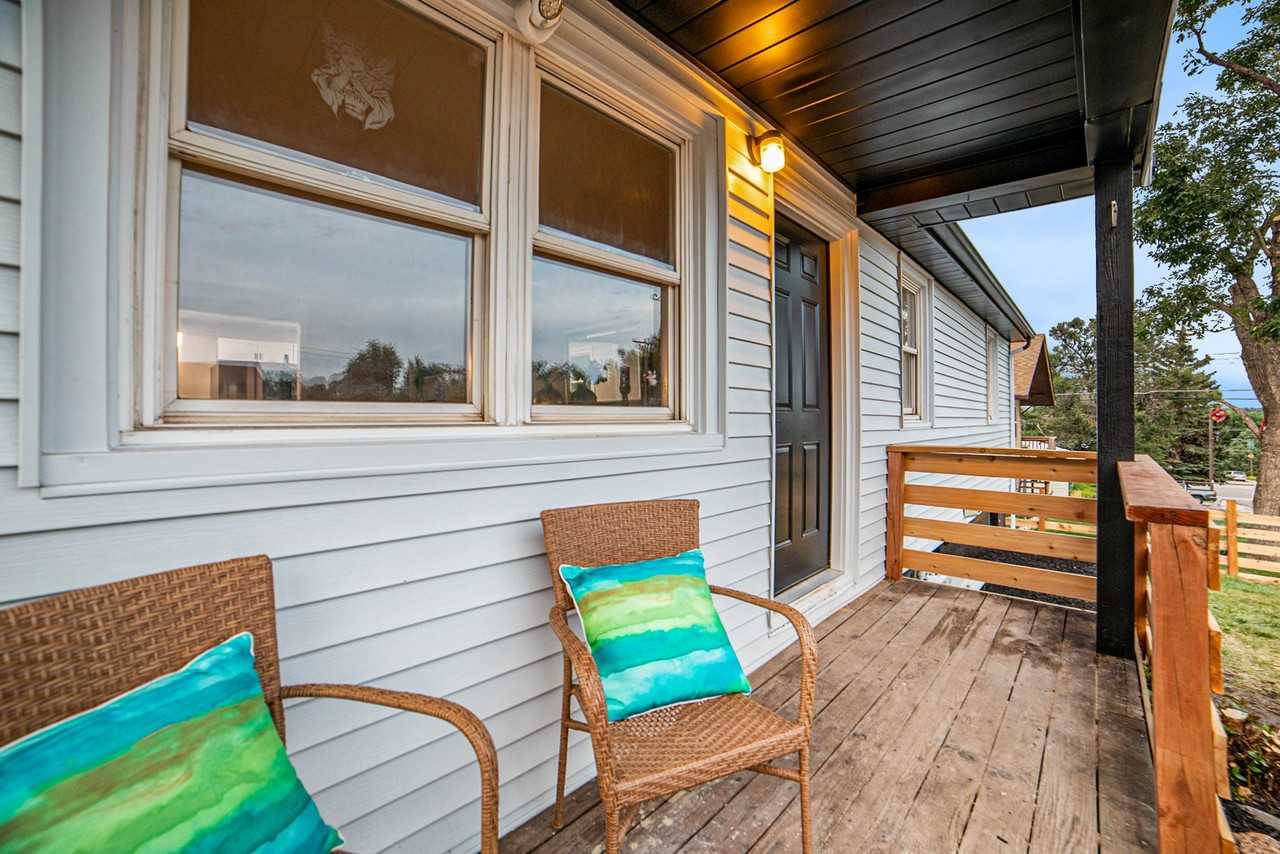 720 W Washington St #1 - Photo 2 of 18