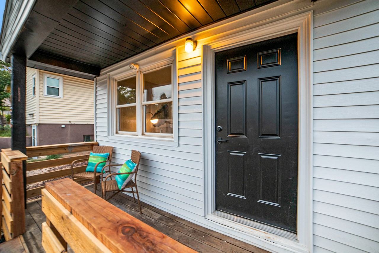 720 W Washington St #1 - Photo 3 of 18