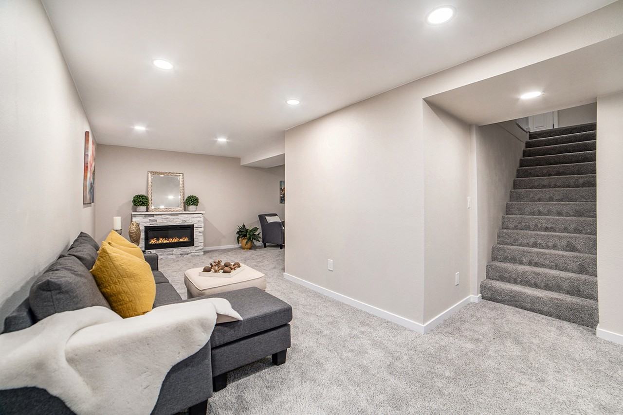 720 W Washington St #1 - Photo 5 of 18