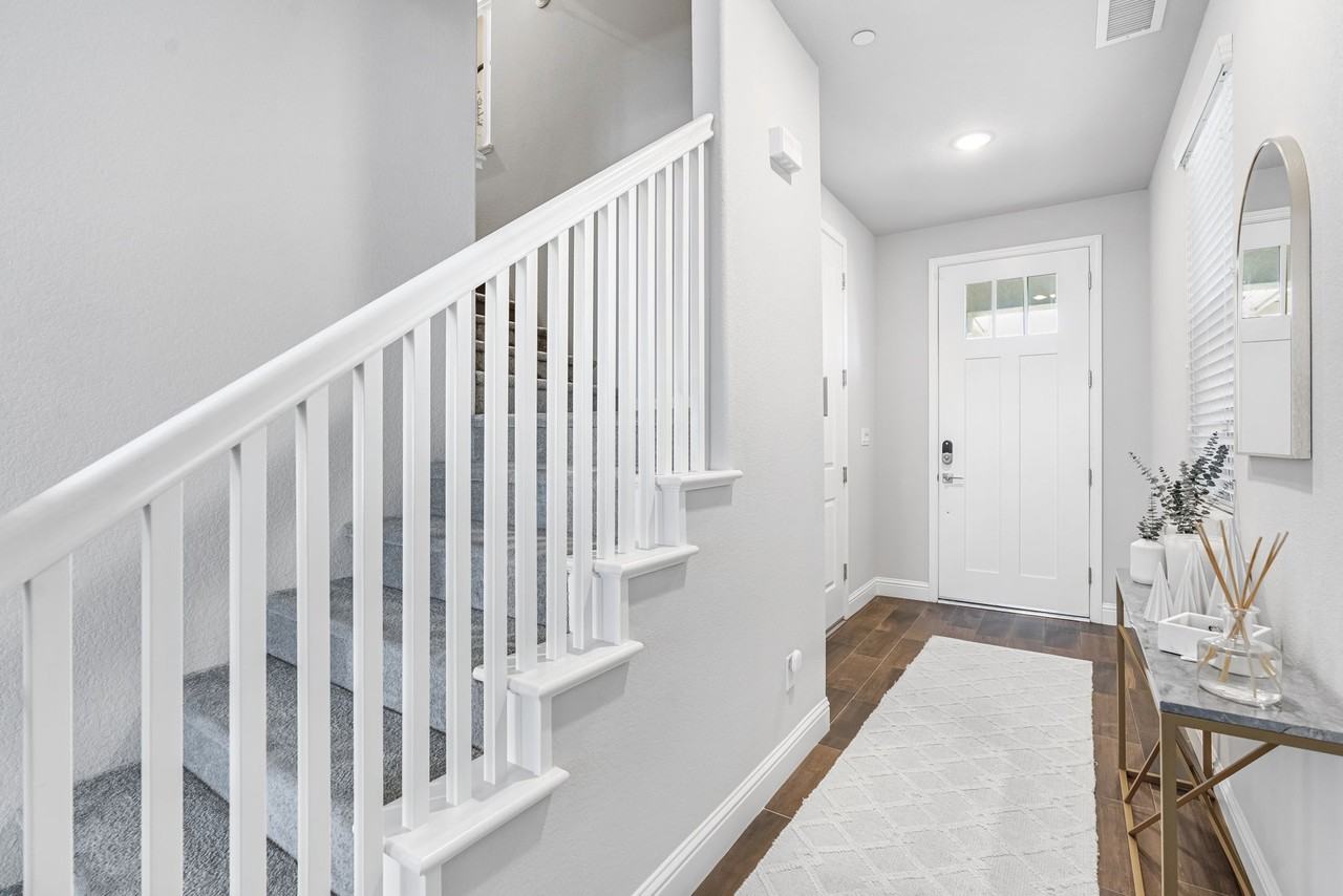 2815 N Leya Dr #1 - Photo 5 of 35