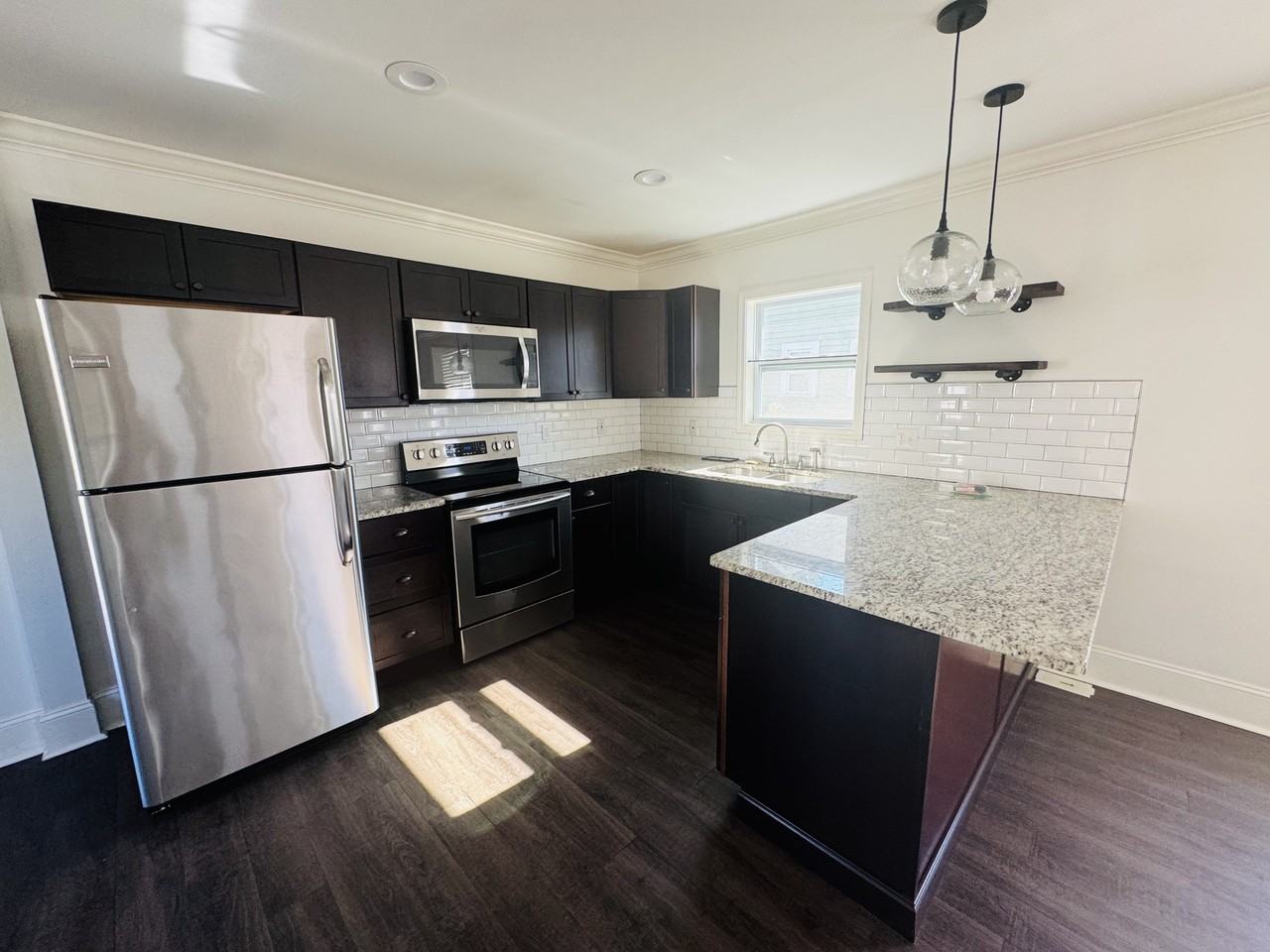 105 Moultrie St #NA - Photo 4 of 18