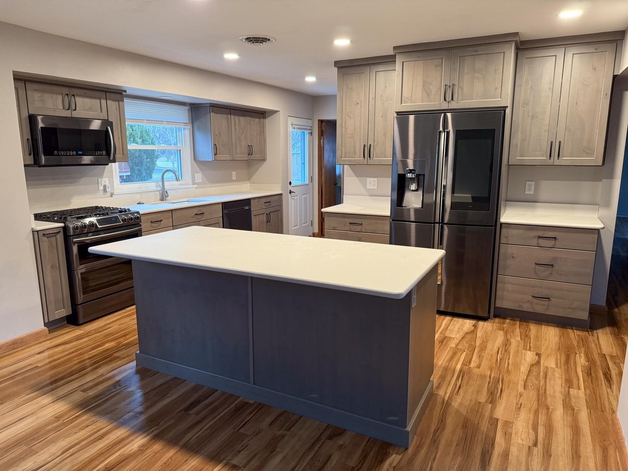 304 Madison St #NA - Photo 4 of 16