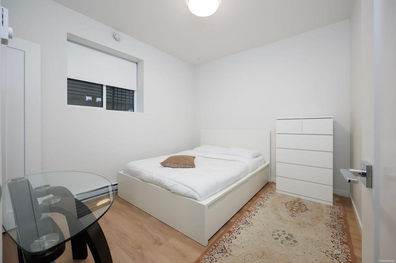 1462 Mitchell St - Photo 7 of 10