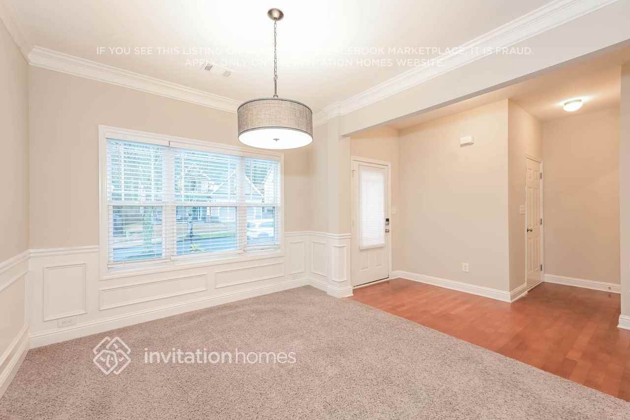 4242 Creekrun Cir - Photo 6 of 18