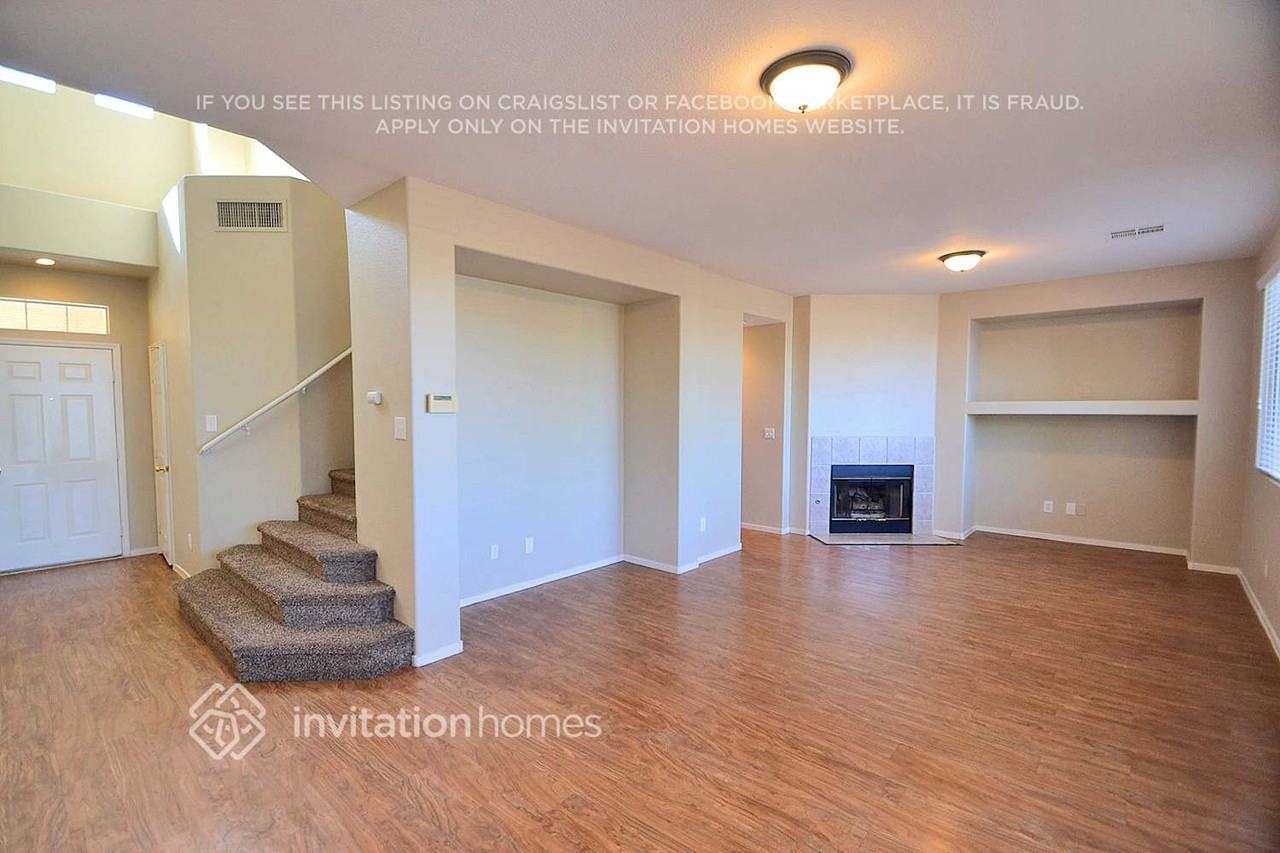 1620 Remembrance Hill St - Photo 2 of 16