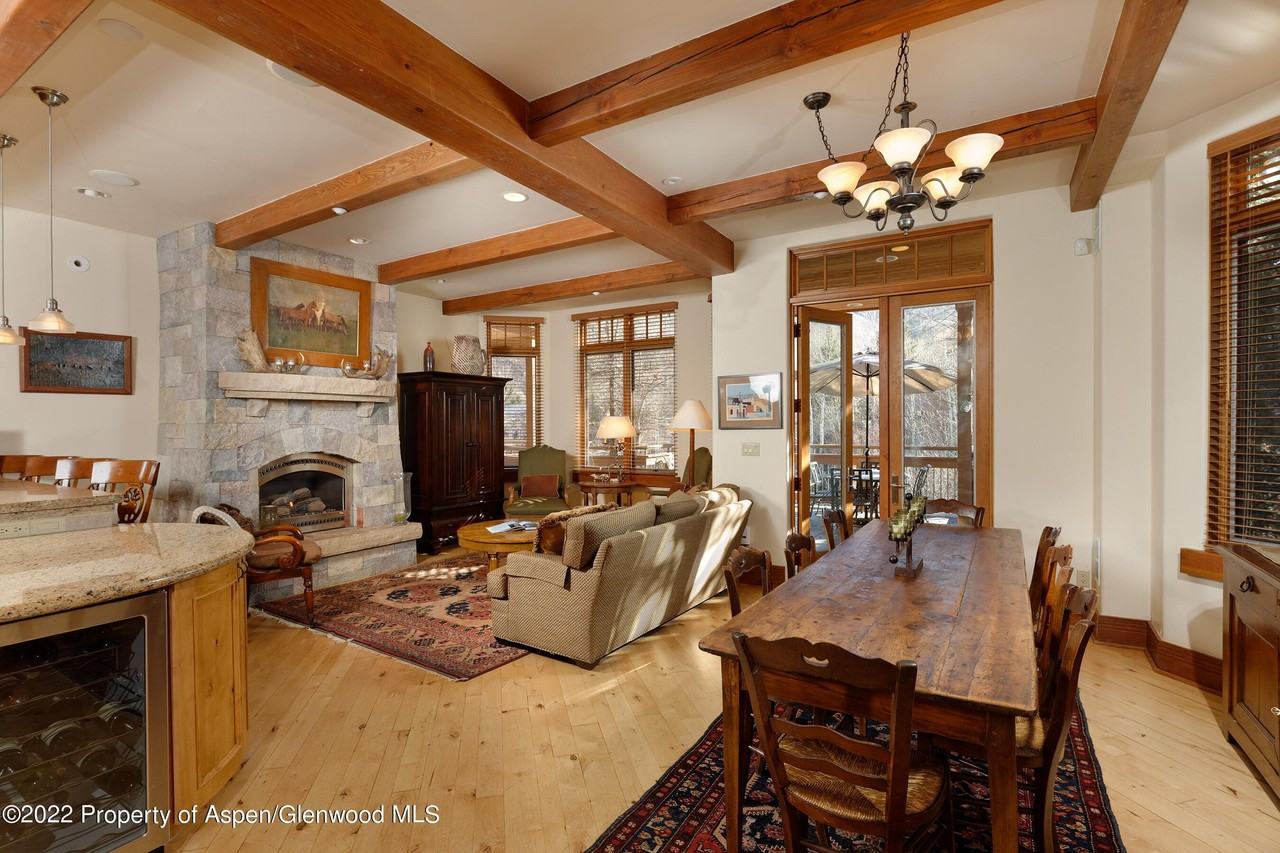 1035 E Durant Ave #4 - Photo 7 of 26