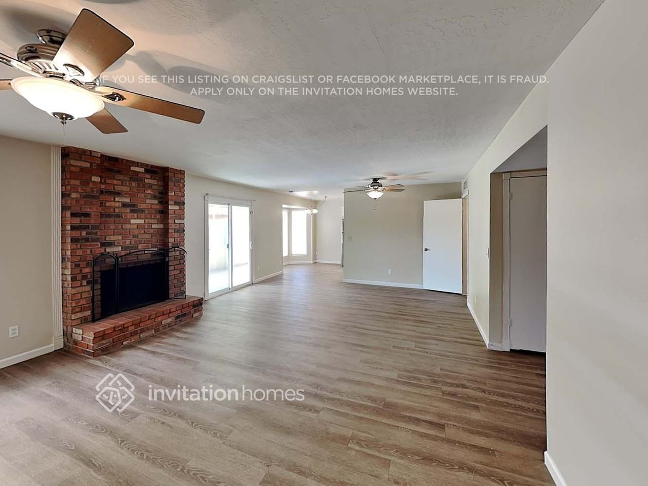 9023 W Harmont Dr - Photo 5 of 19