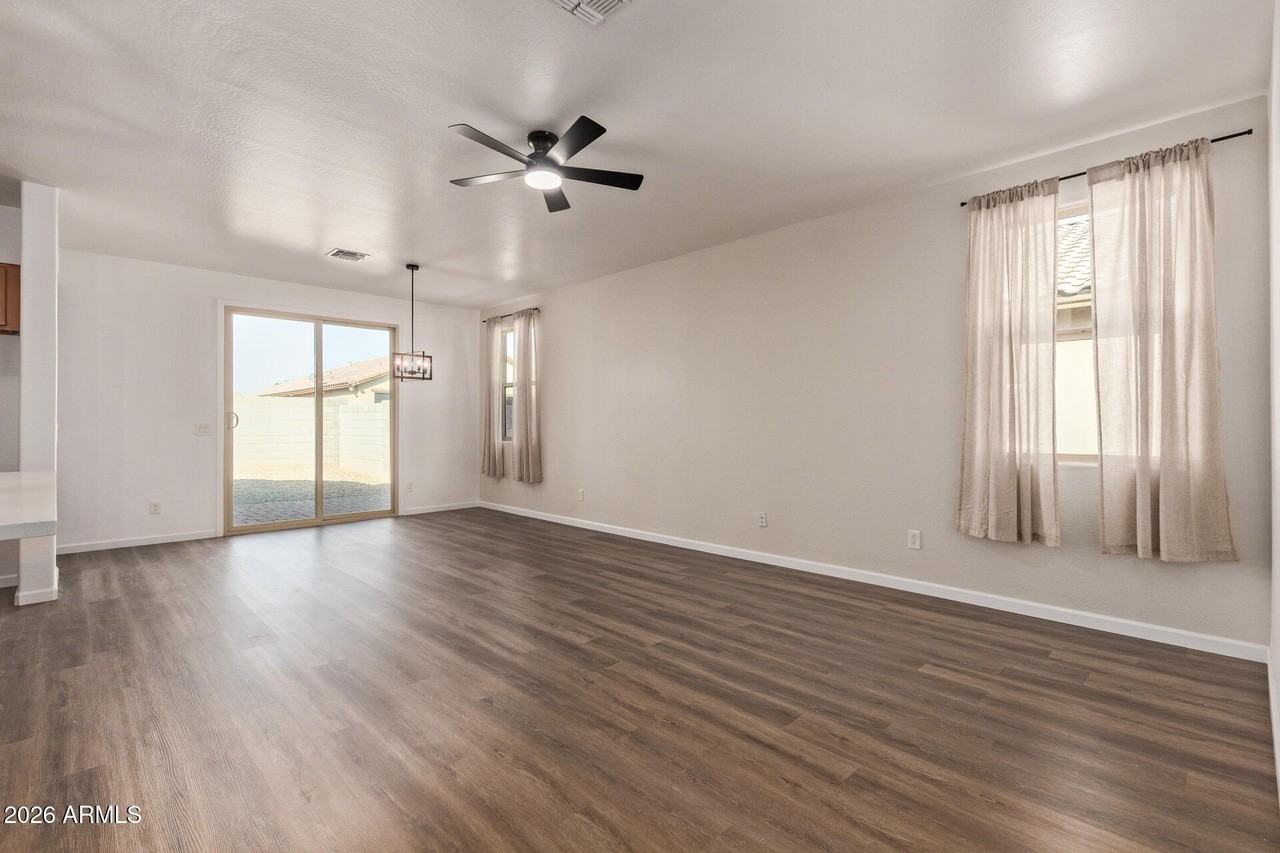 17534 W Villa Chula Ln - Photo 4 of 31