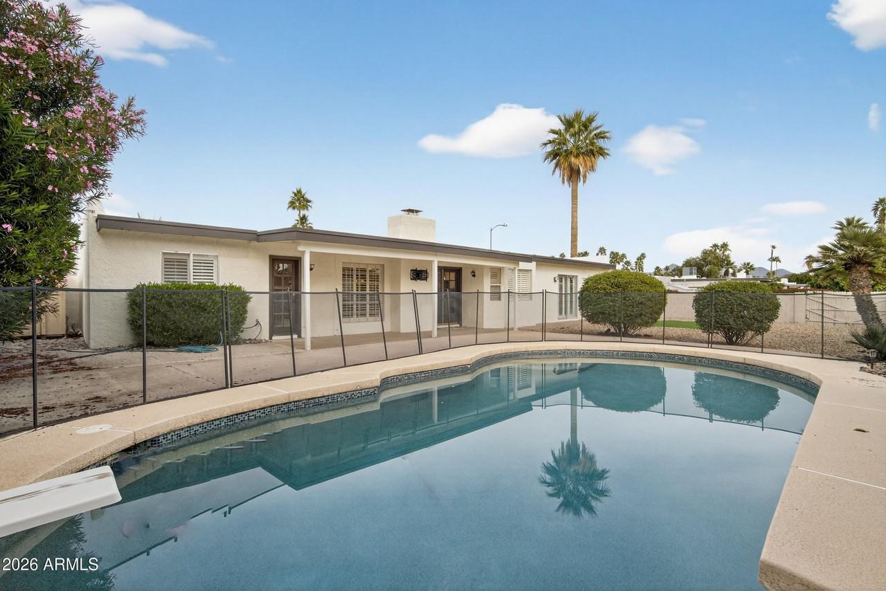 6843 E Redfield Rd - Photo 5 of 48