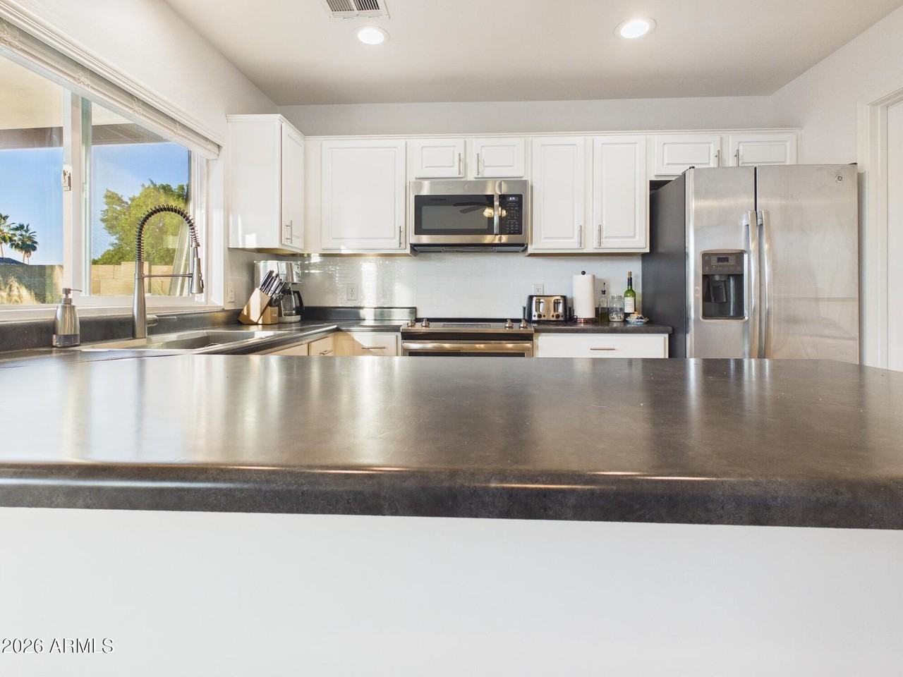 3613 W Campo Bello Dr - Photo 3 of 15