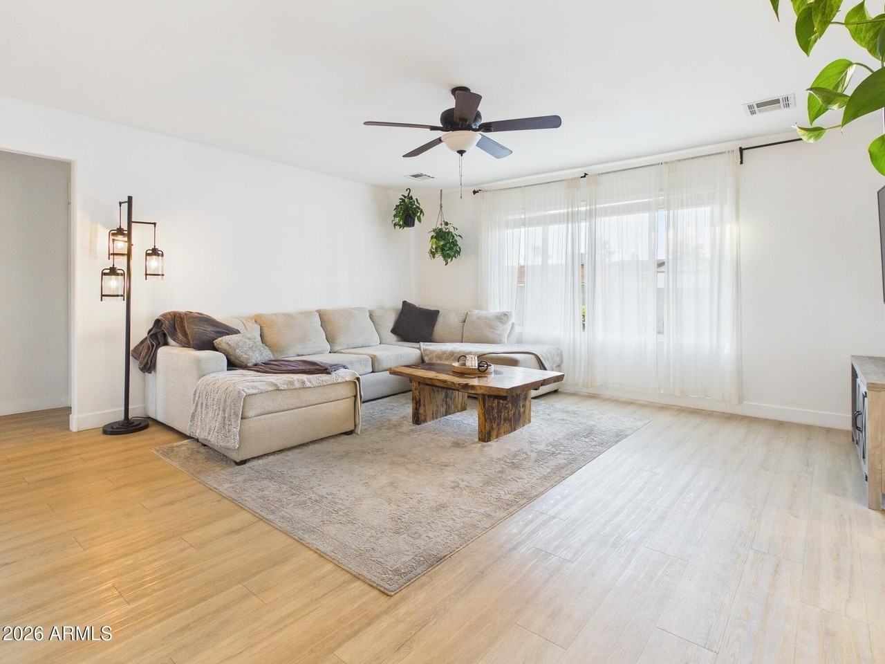 3613 W Campo Bello Dr - Photo 5 of 15