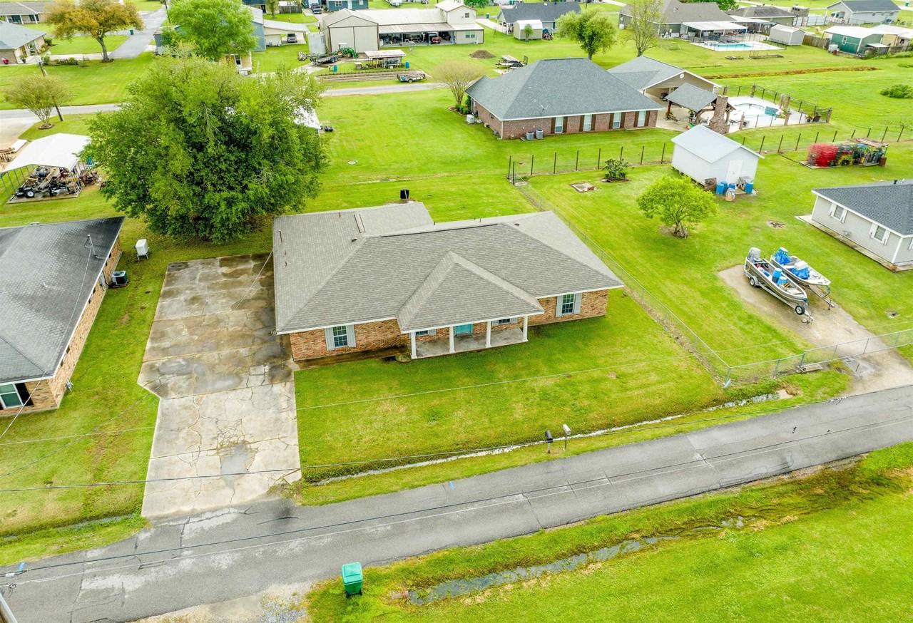 13437 Margaret St - Photo 3 of 21